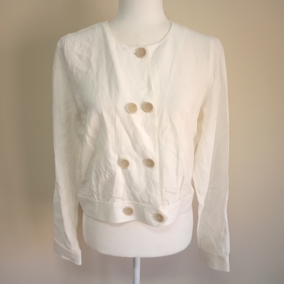 Cabi White Linen Lyocell Buttoned Blazer Crew neck - Picture 2 of 12